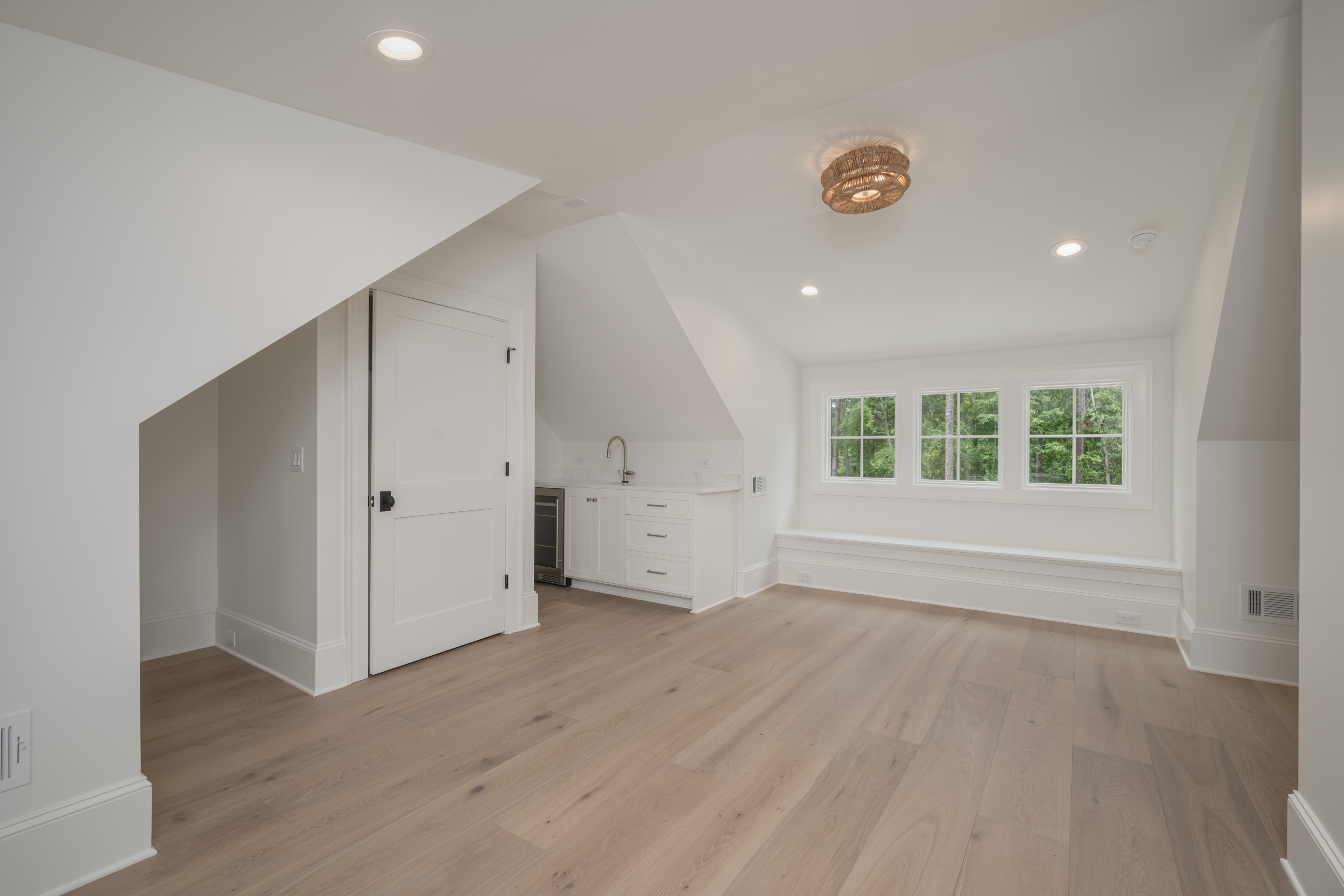 1049 Pond Crest Lane image 36
